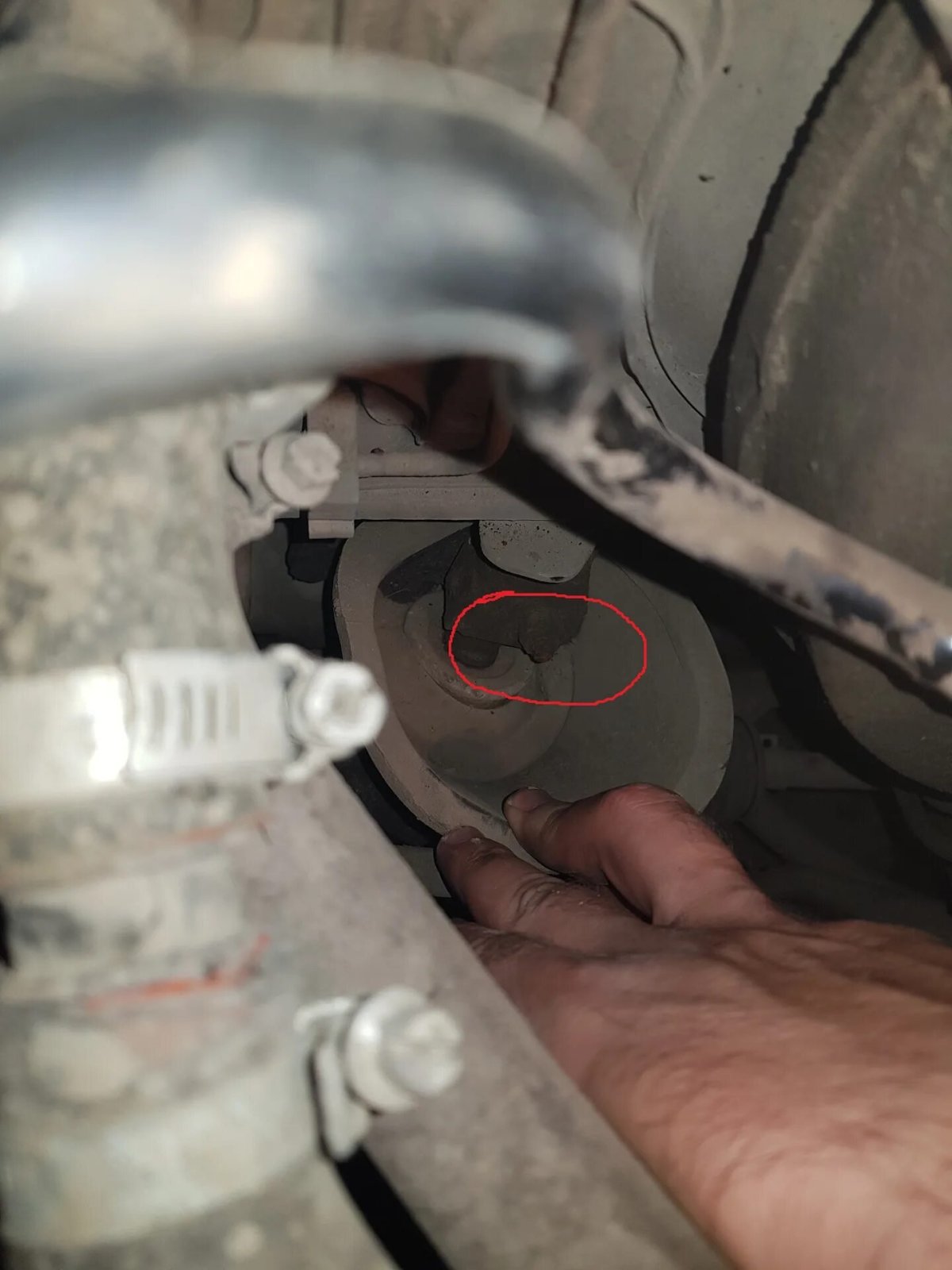 Замена крестовины рулевого вала Рено Симбол 1.4