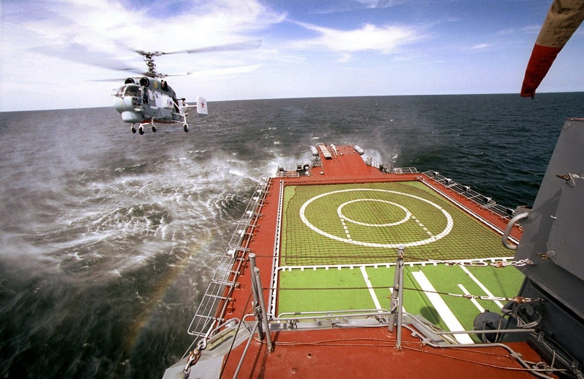 Корабельный вертолет ка-27