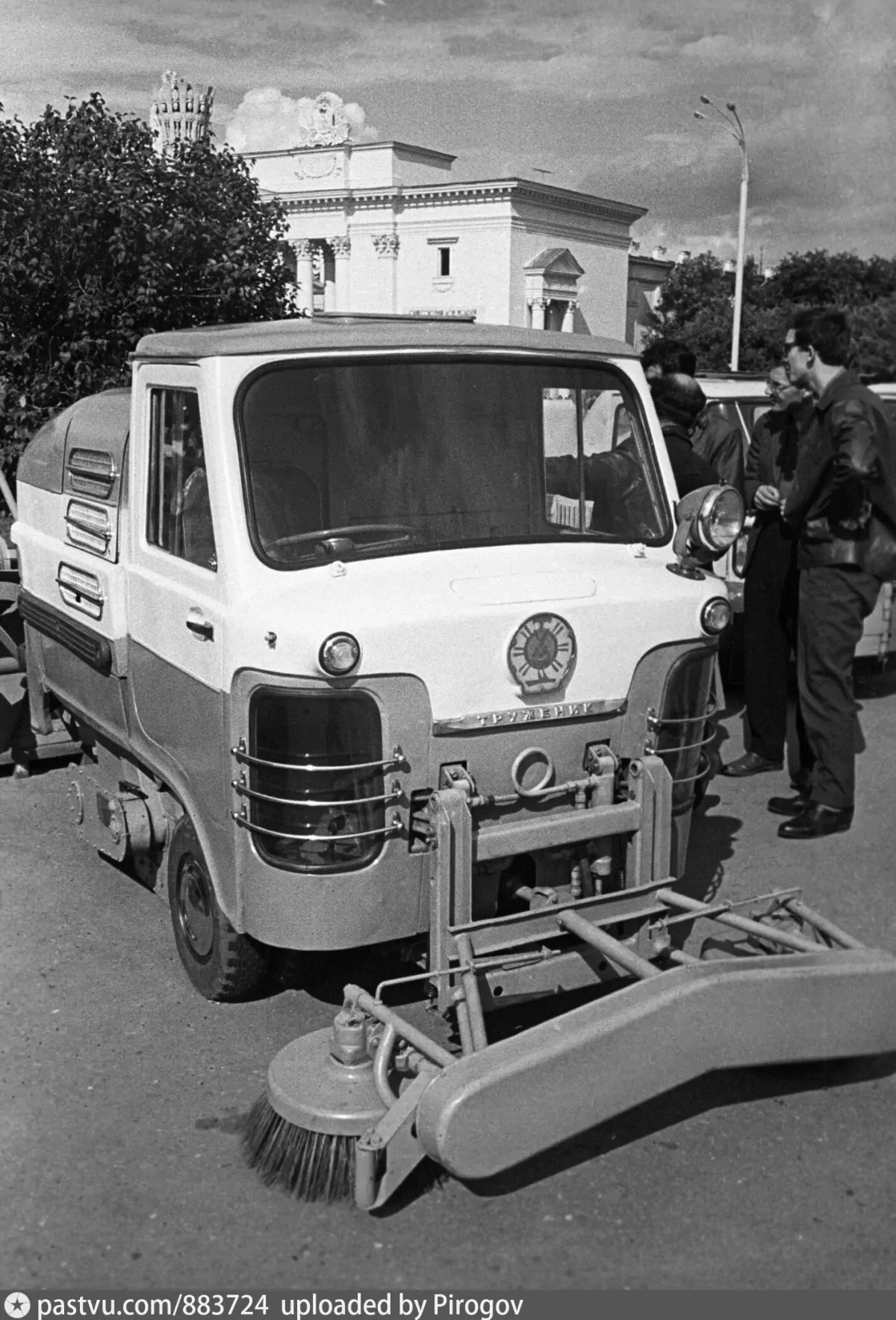 Тум 975 уборочная машина