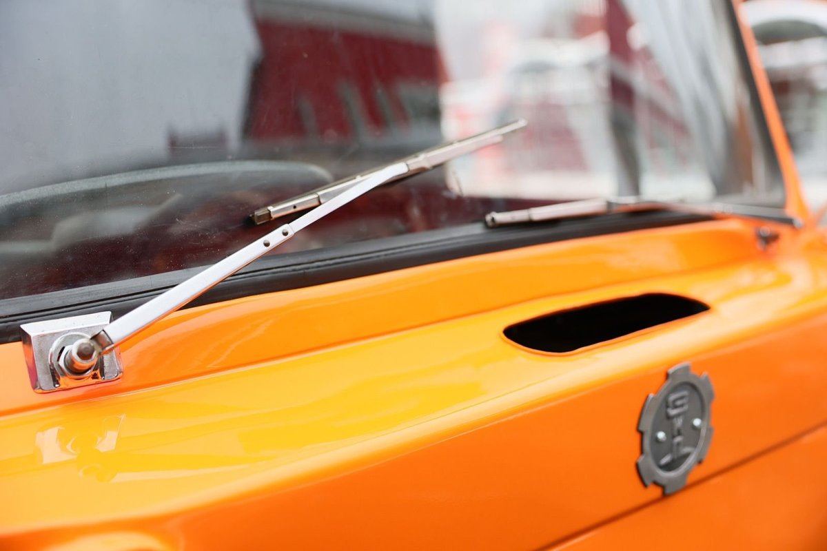 Музей советских автомобилей в Москве можно залезать в машины