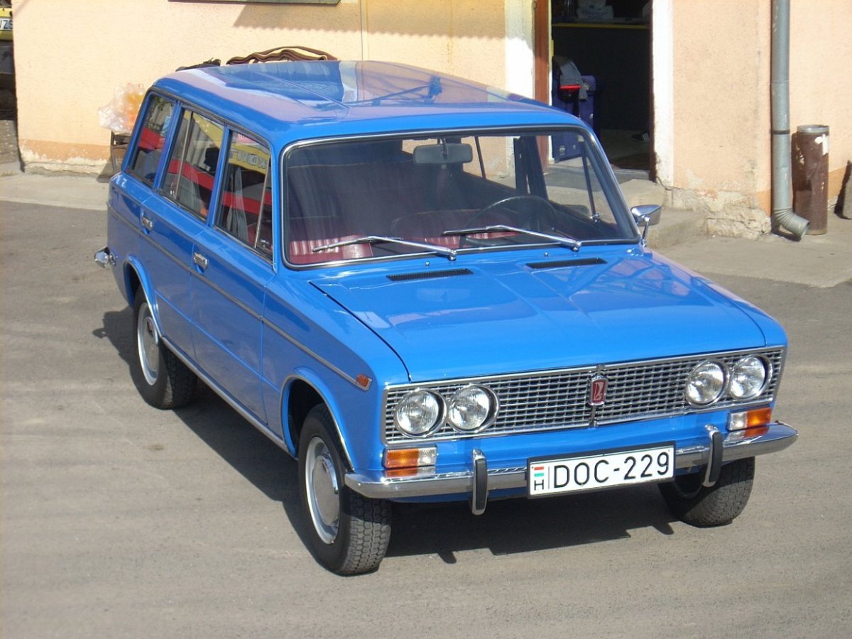 ВАЗ 2103 универсал