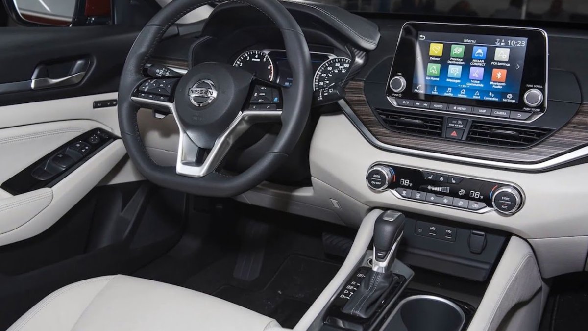 Nissan Altima 2020 салон