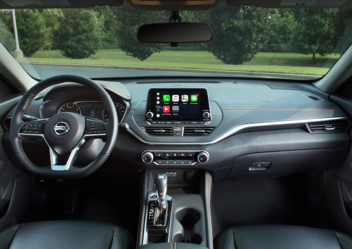 Ниссан Альтима 2022