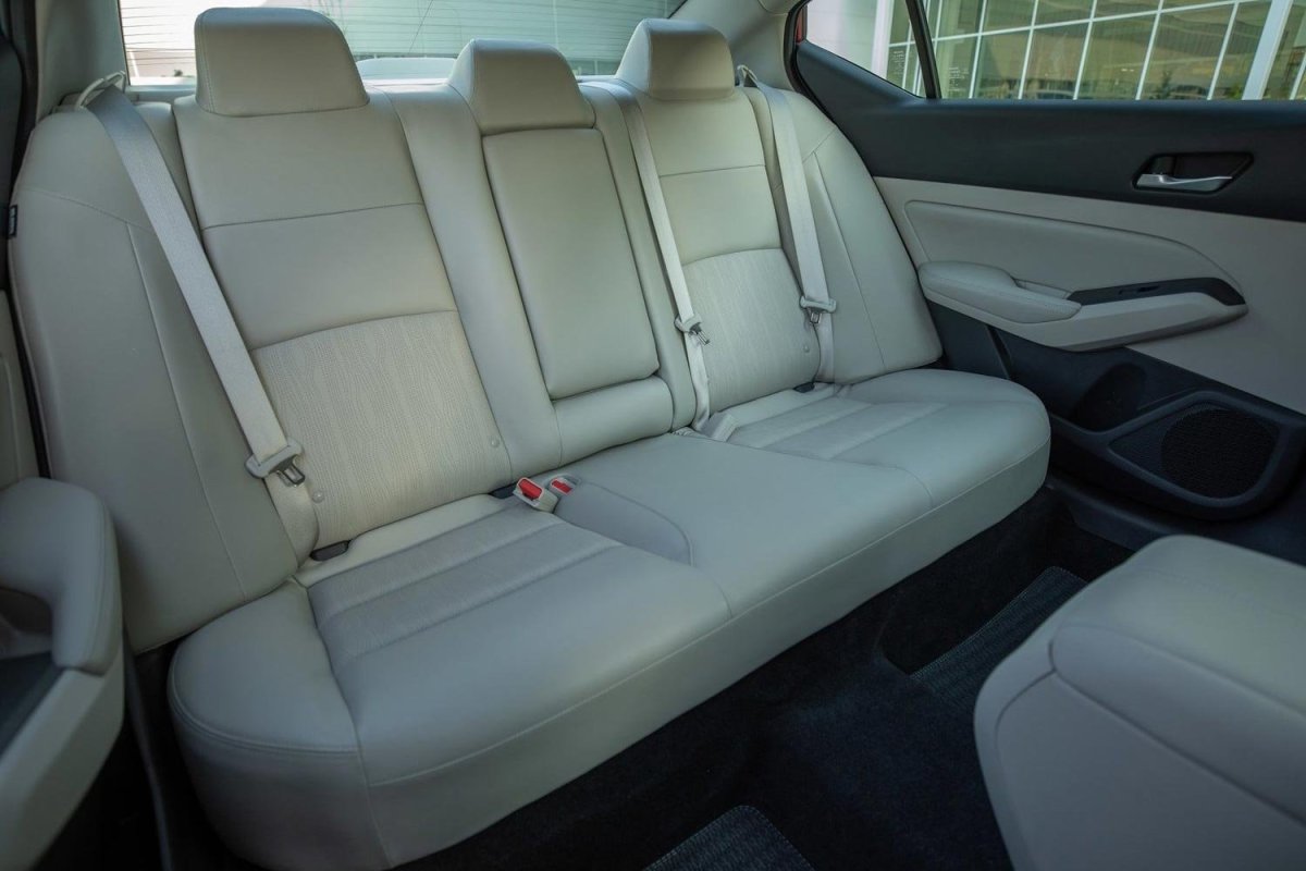 Ниссан Теана 2020 салон сзади