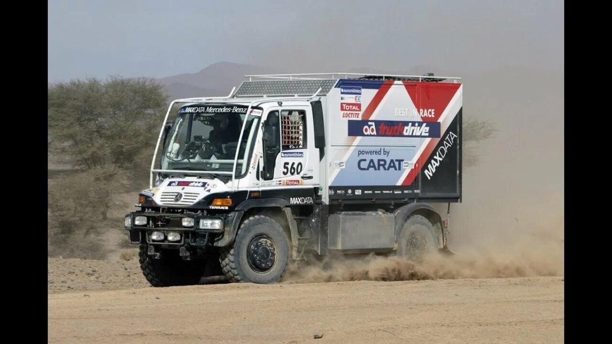 Unimog Mercedes-Benz