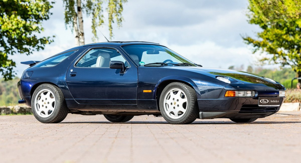 Porsche 928 s4