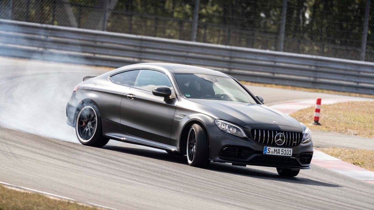 Mercedes c63 AMG Coupe 2021
