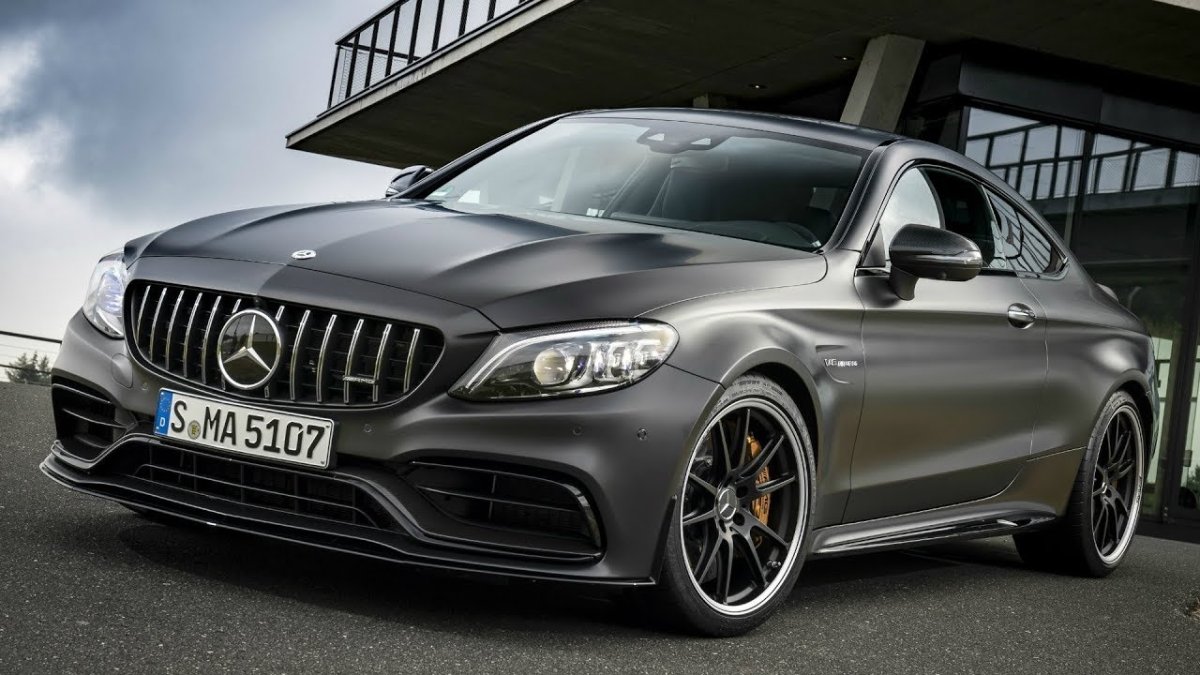 Mercedes Benz c63 AMG 2020