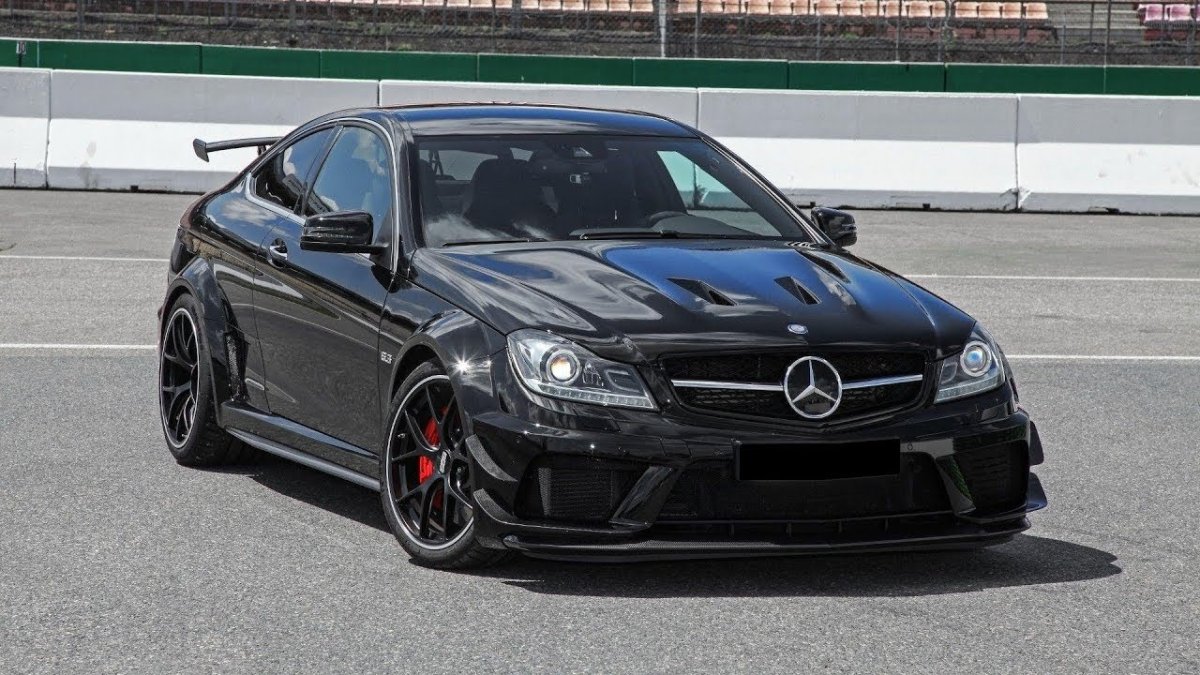 Mercedes Benz c63 Black Series