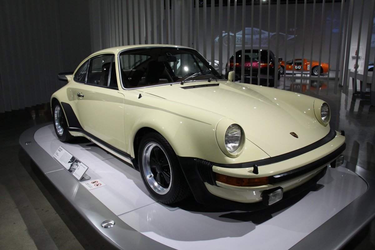Porsche 911 1976