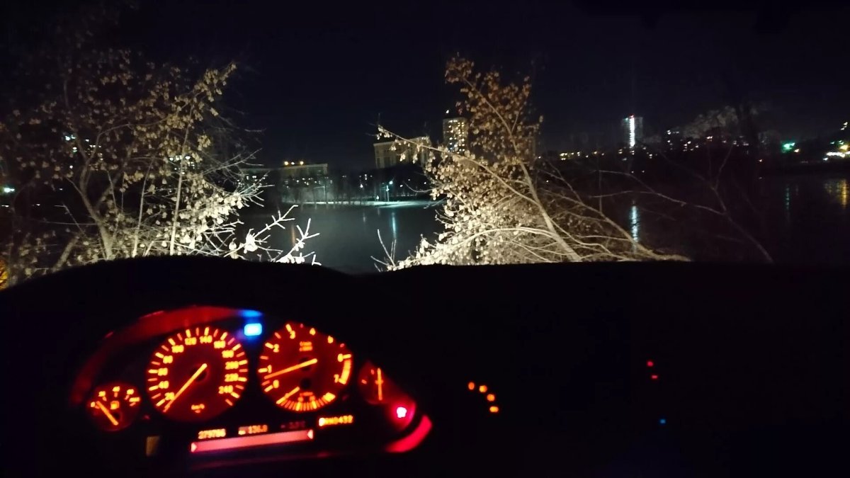 Ночные покатушки на БМВ