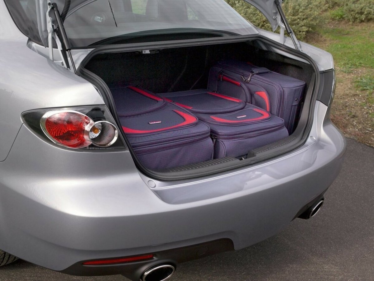 Мазда 6 2005 багажник