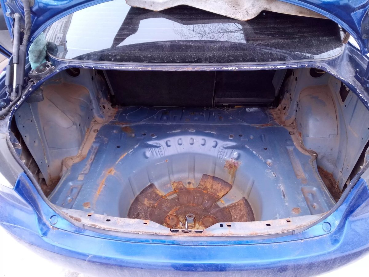 Вода в багажнике Мазда 6 GH седан