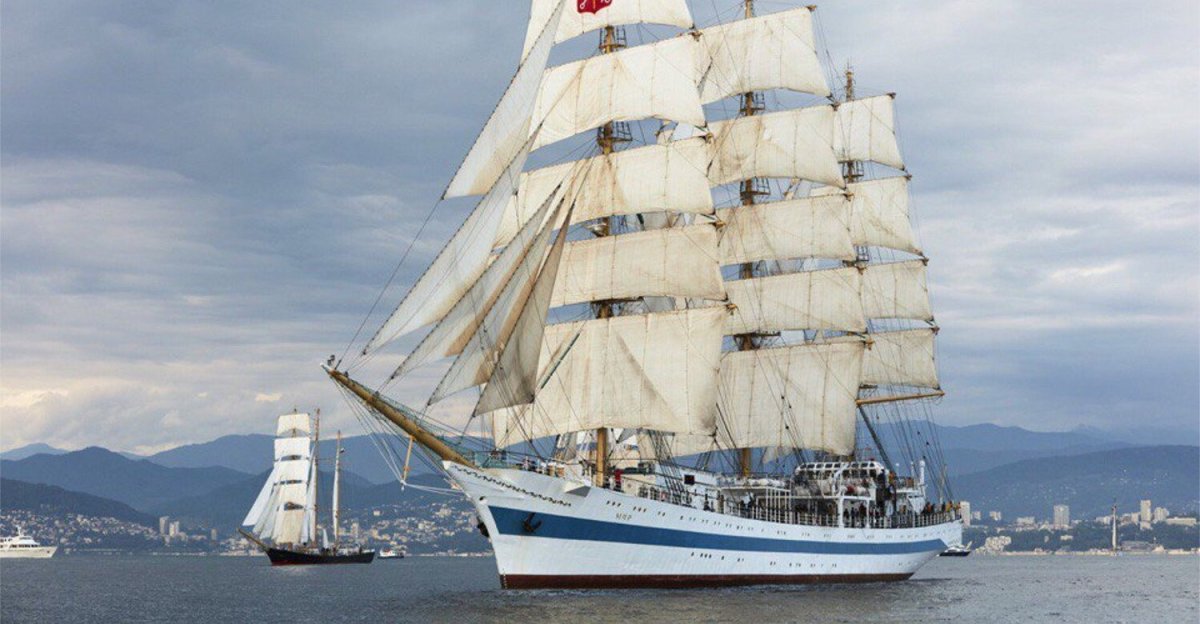 Крузенштерн парусник