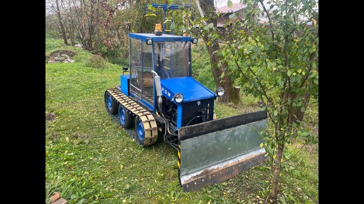 Гусеничный минитрактор Форза