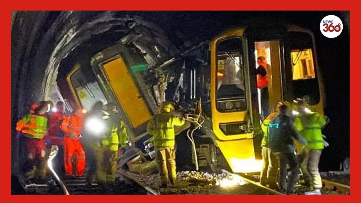 2 Поезда столкнулись в метро