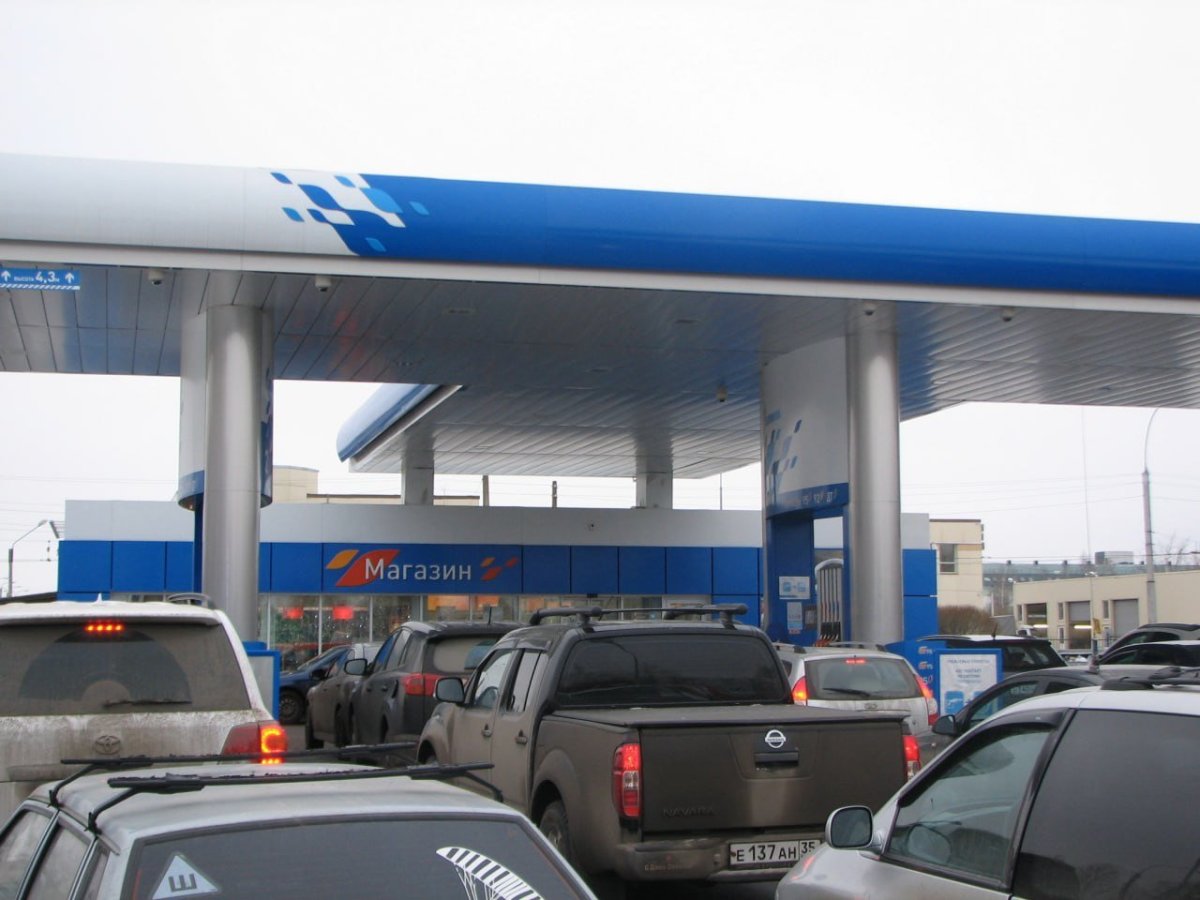 АЗС Газпромнефть очередь