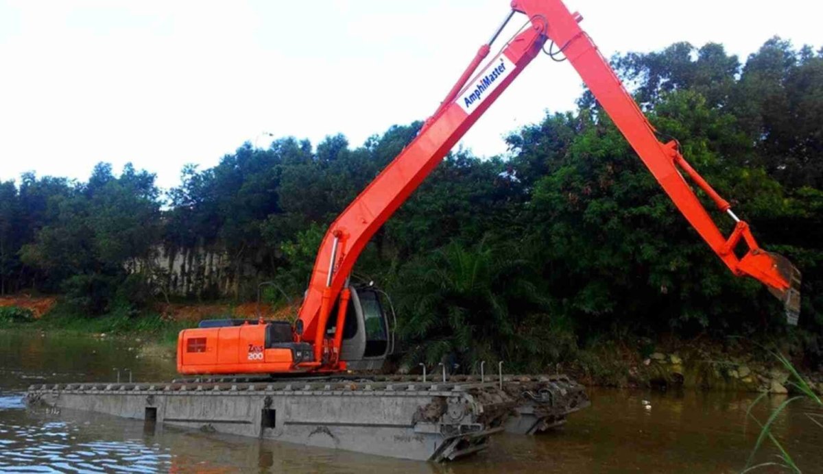 Плавающий экскаватор AMPHIMASTER am200