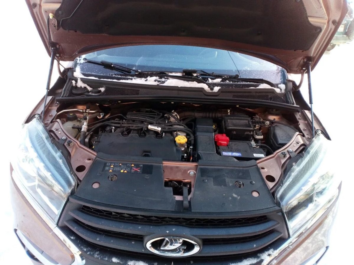 Капот Lada XRAY