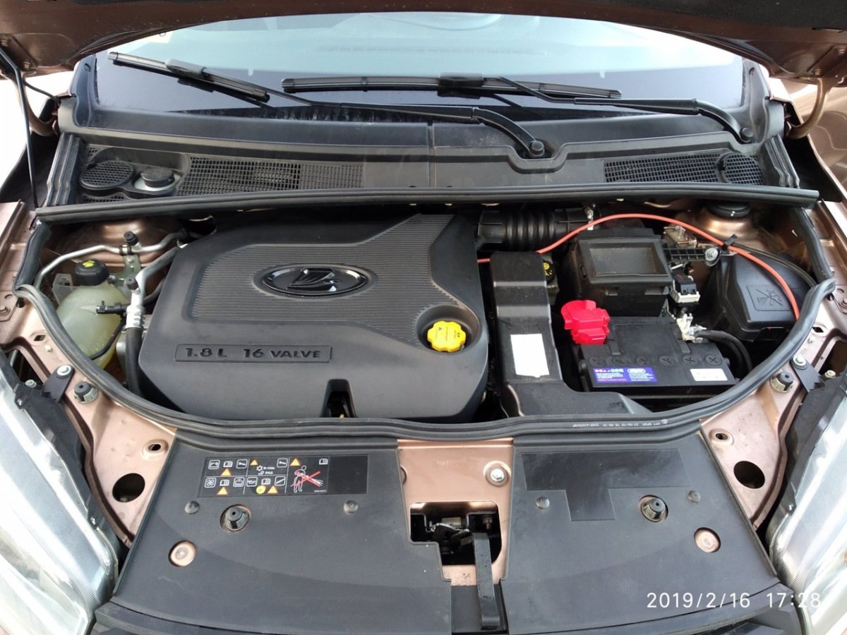 Моторный отсек Лада х Рей