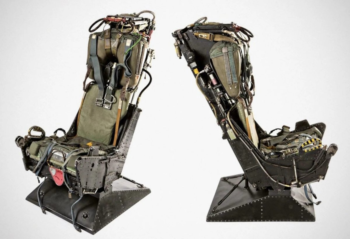 F-4e Phantom II катапультное кресло