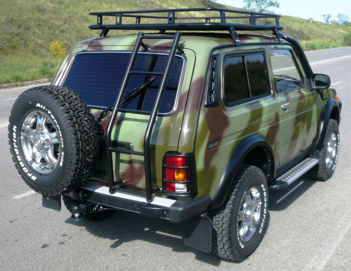 Лестница для ВАЗ 2121, 2131 (Нива)