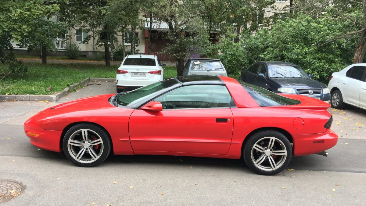 Pontiac Firebird 5.7