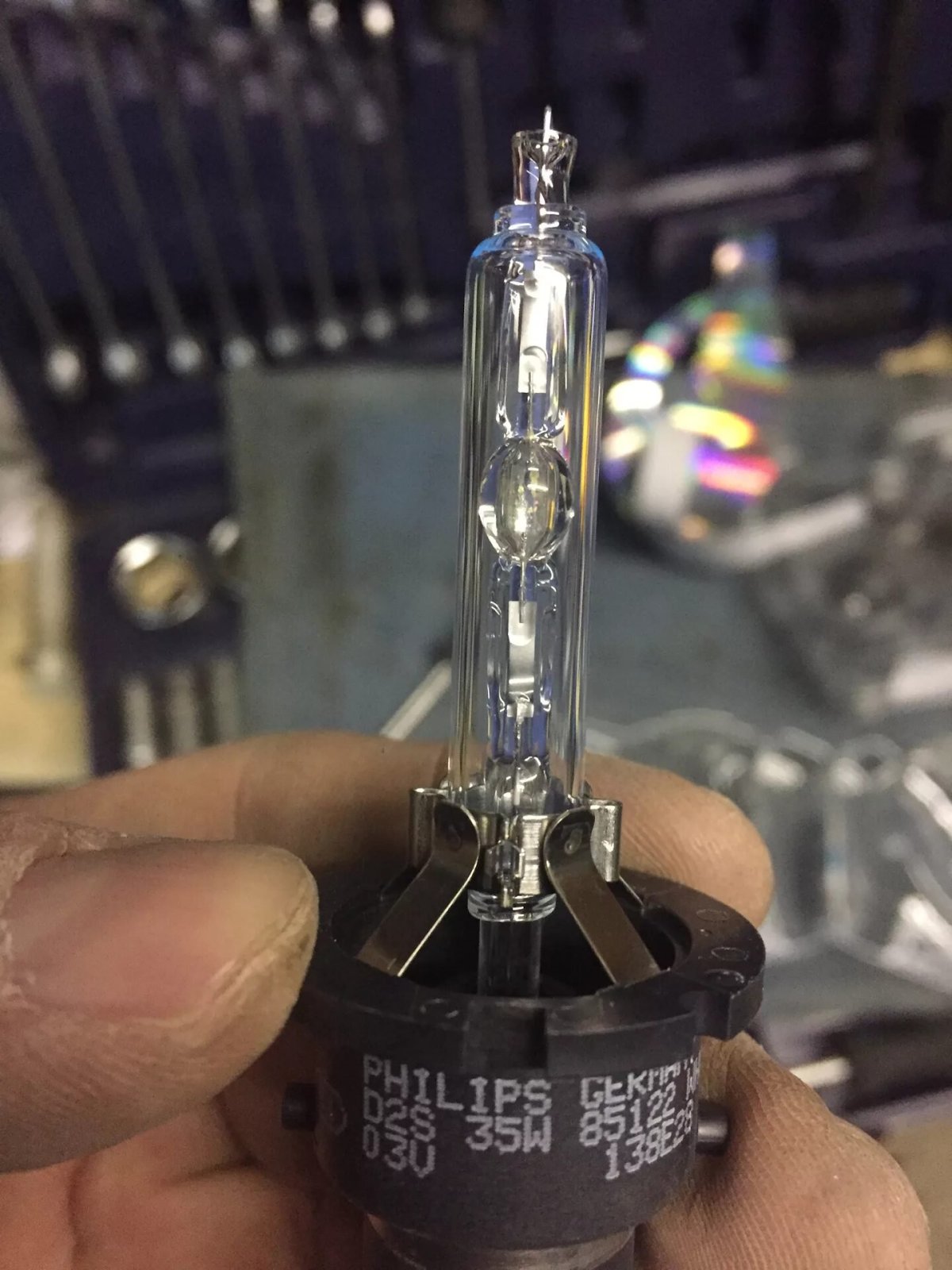 Ксенон лампа Мазда 3