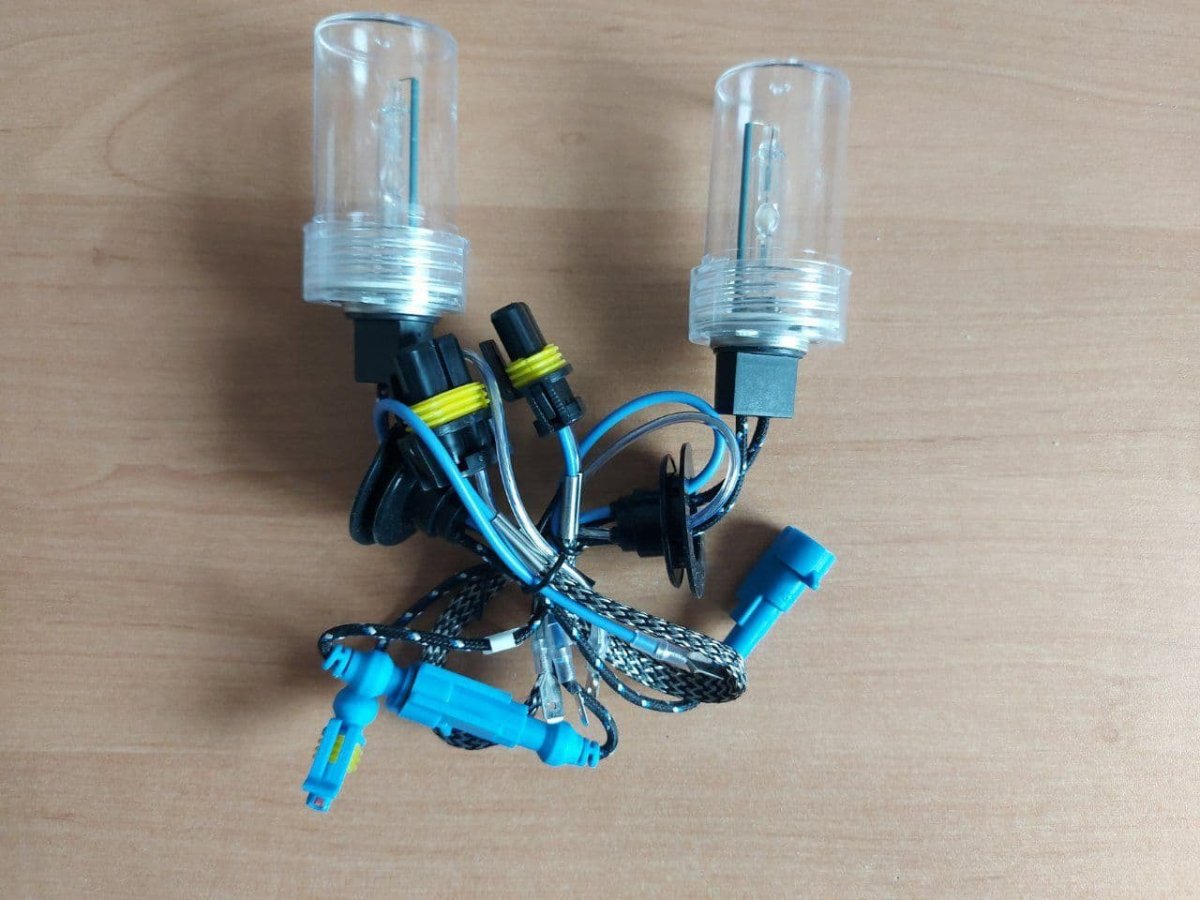 Готовый комплект под ксенон провода