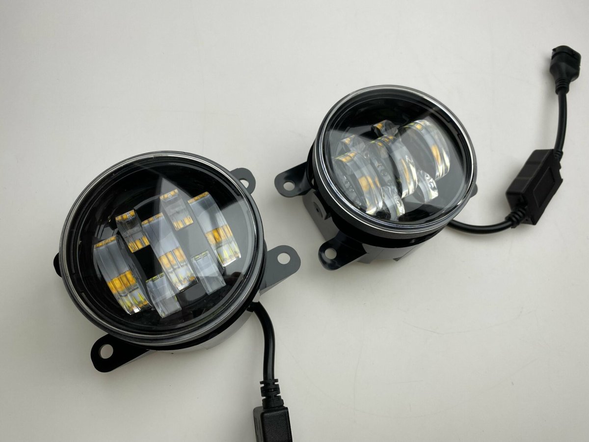 Желтые противотуманные фары