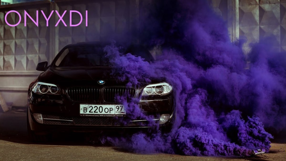 БМВ м5 ф90 в дыму