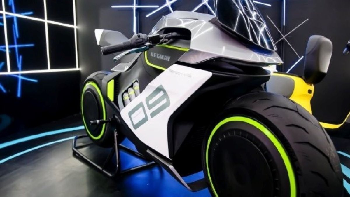 Водородный мотоцикл Segway Apex h2