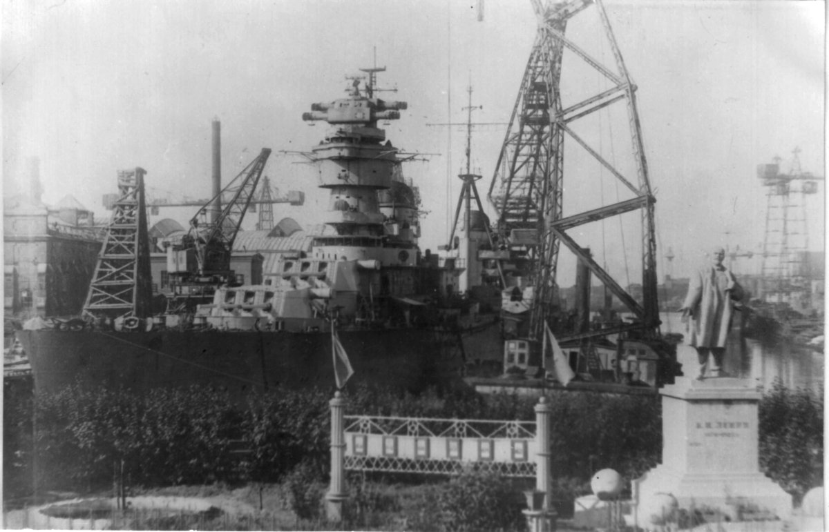 Фото старые Молотов крейсер