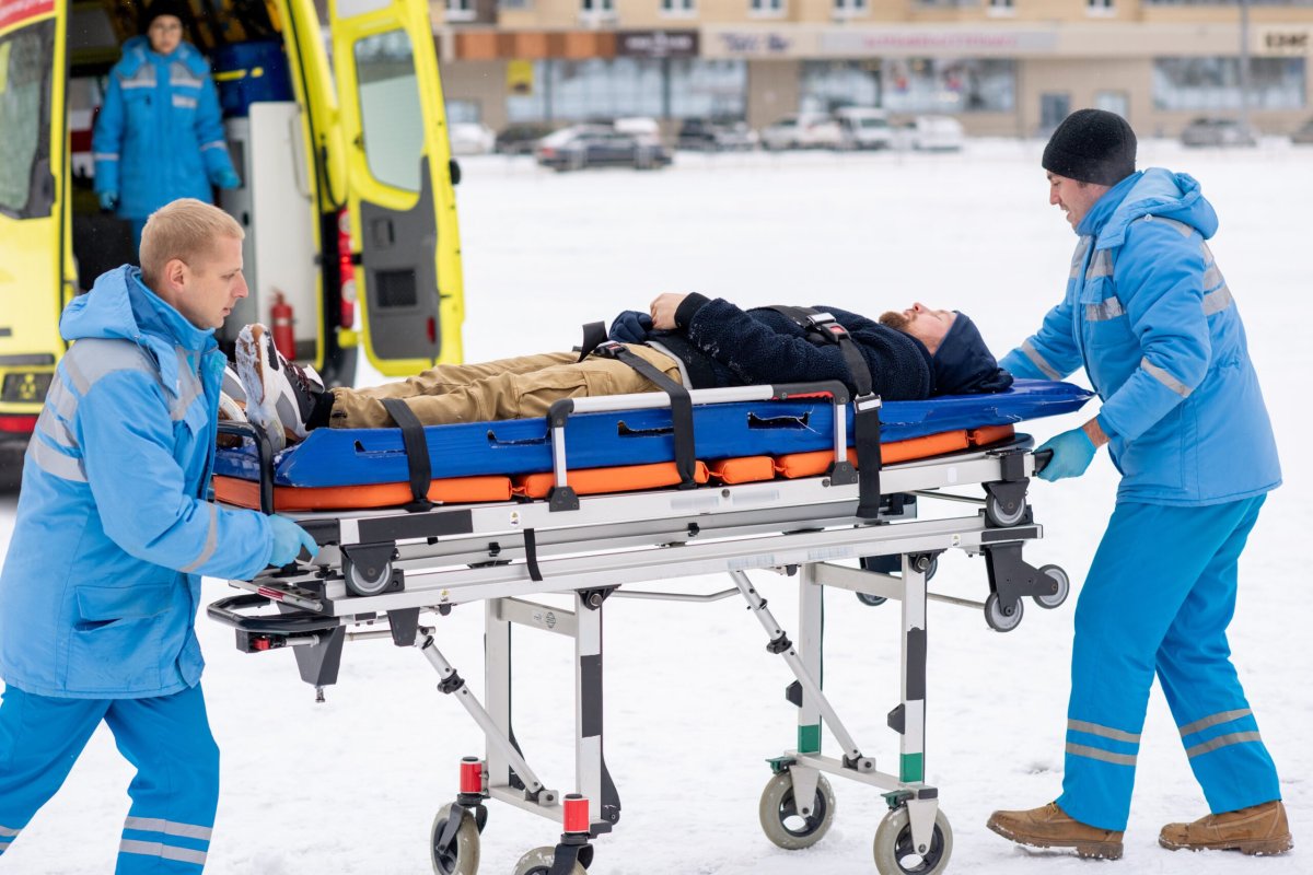 Носилки скорой помощи