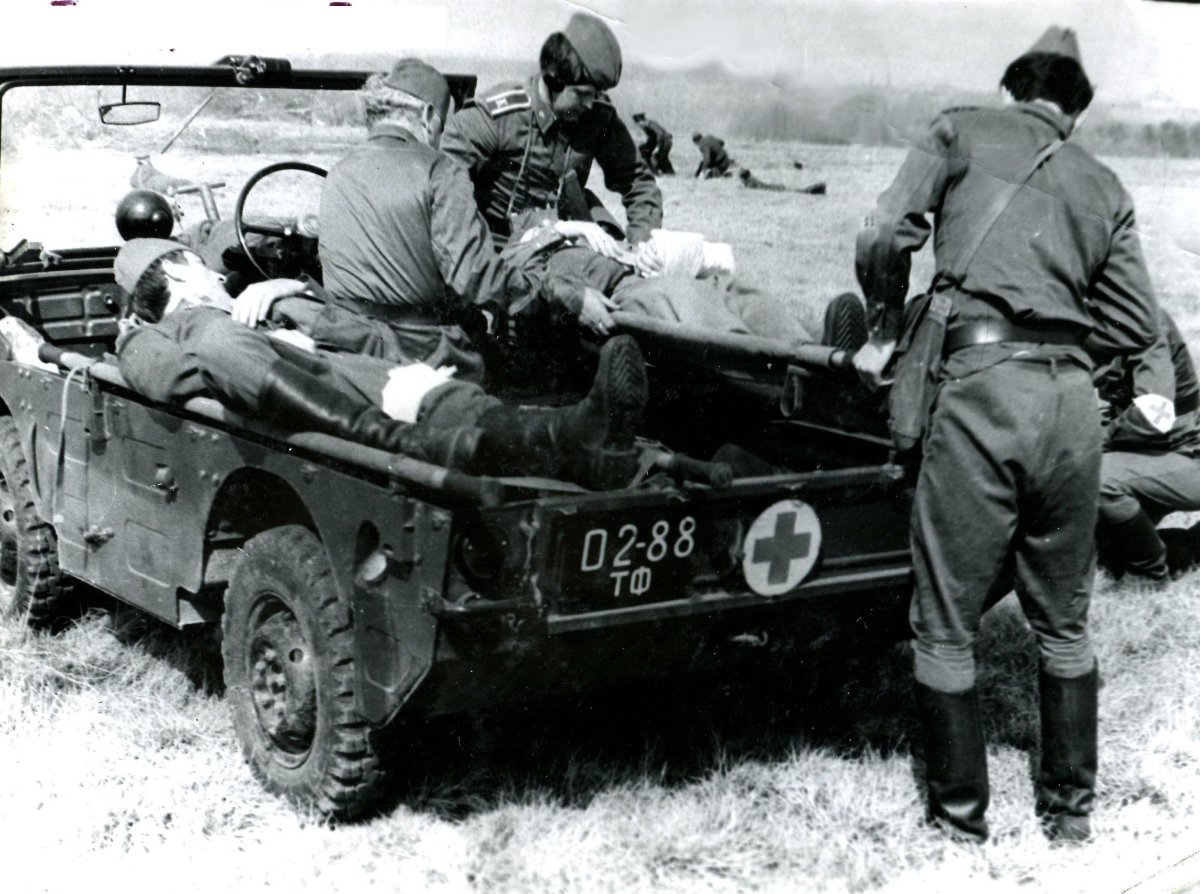 ЛУАЗ санитарный 967