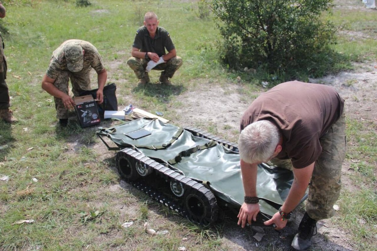 Дрон для эвакуации раненых