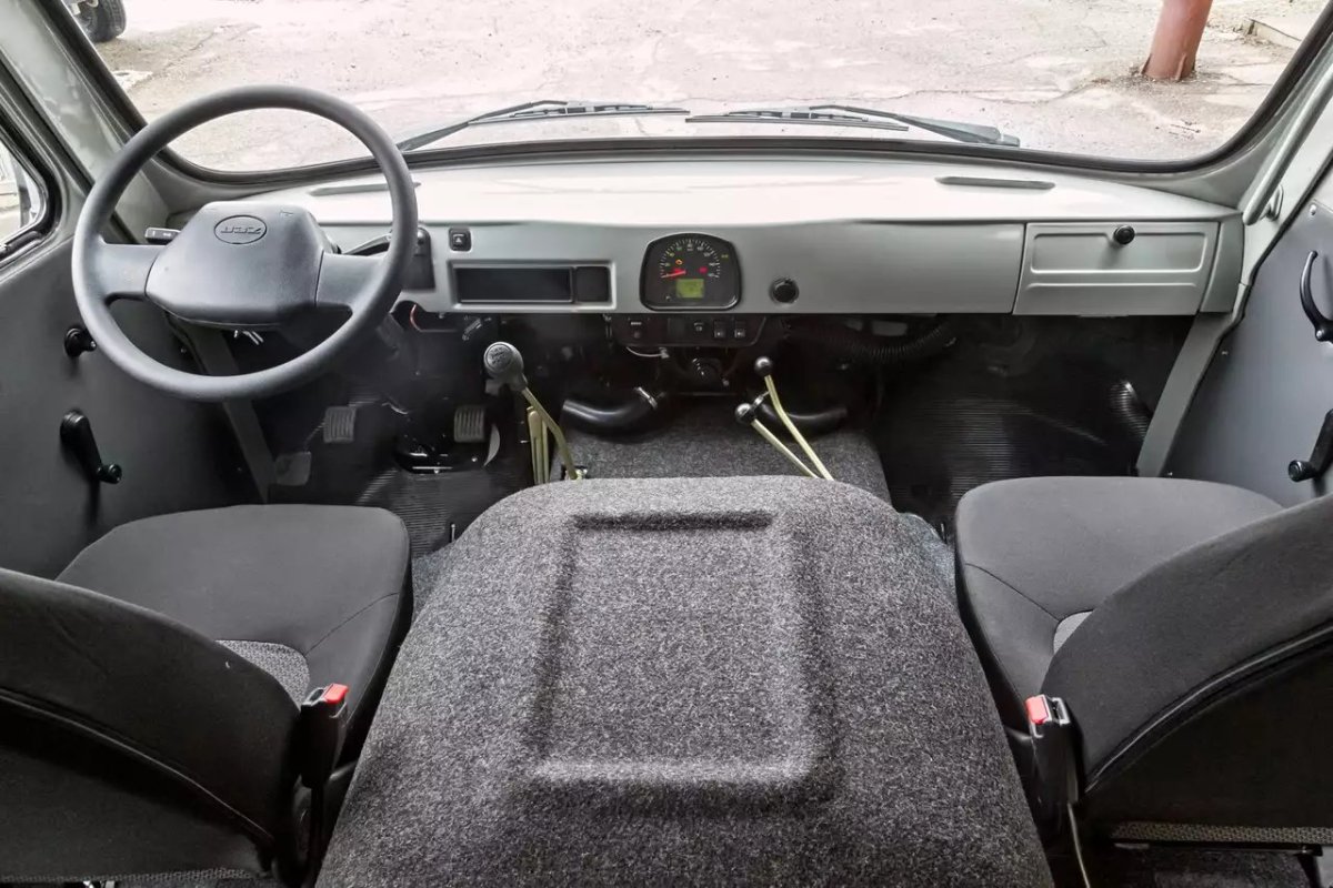 Кабина УАЗ 390945