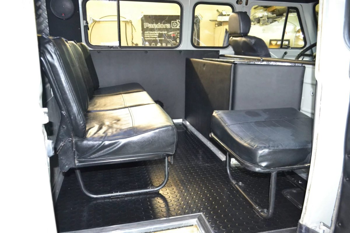 УАЗ 390995 салон