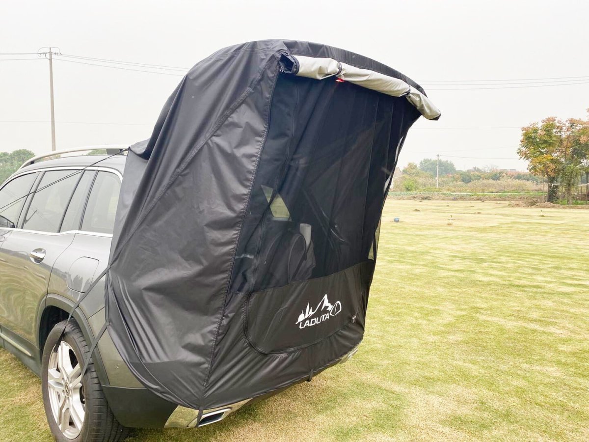 Тент на багажник автомобиля