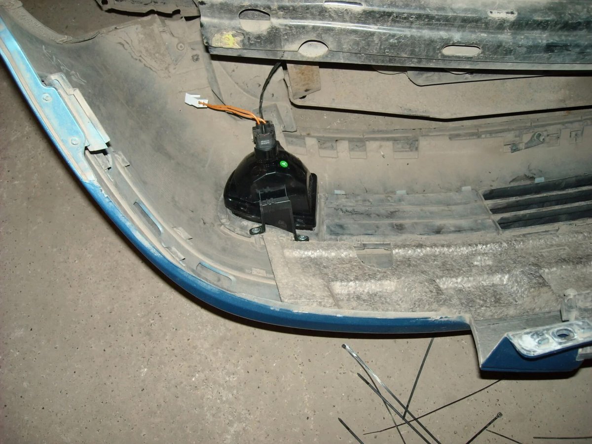 Крепления противотуманки Хендай Гетц