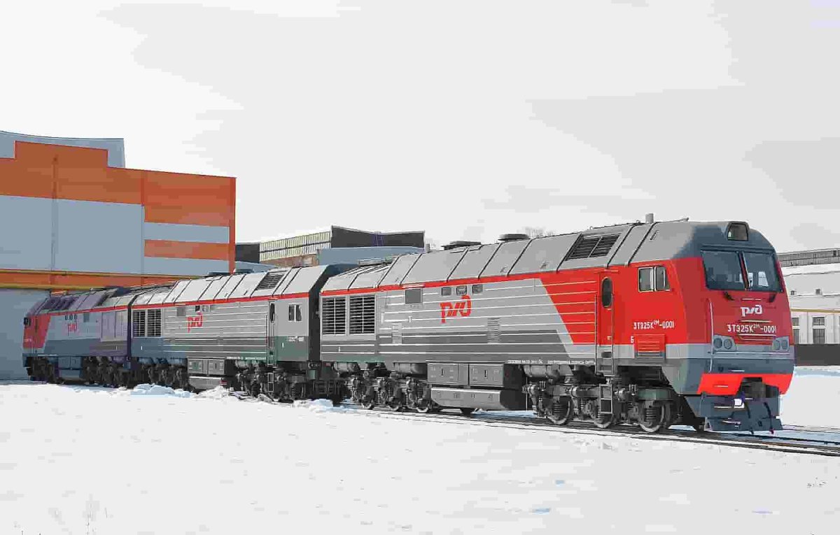 Тепловоз 3тэ25км