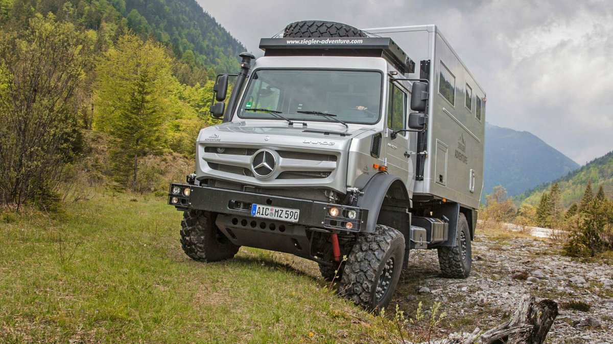 Мерседес Бенц Унимог