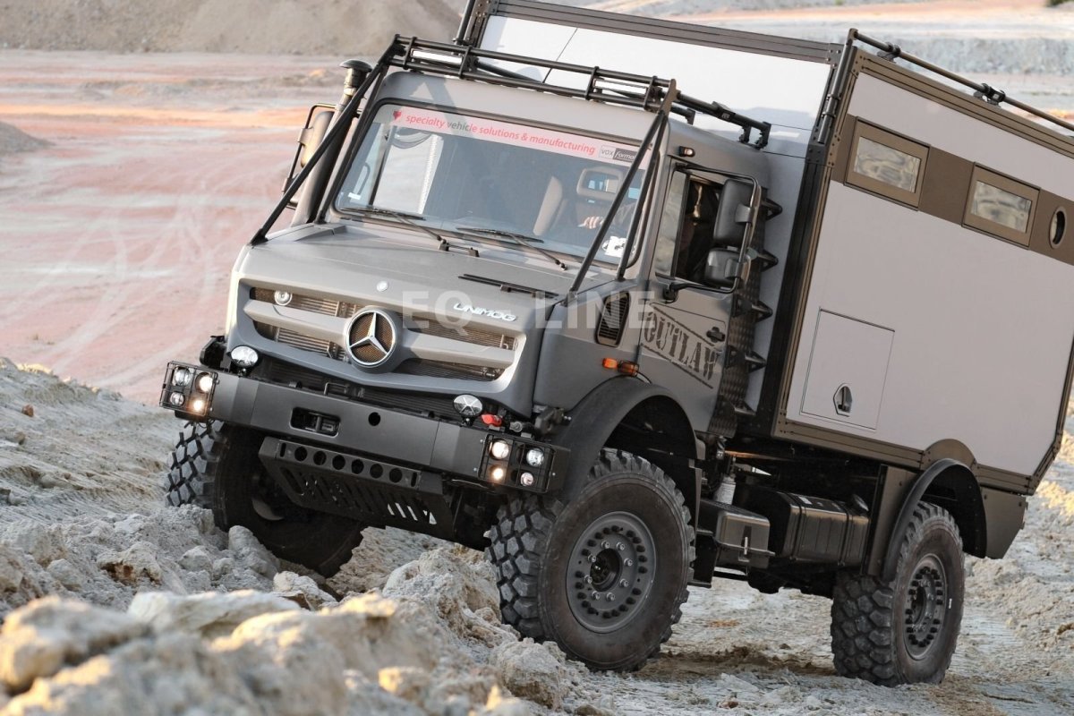 Мерседес Унимог кемпер