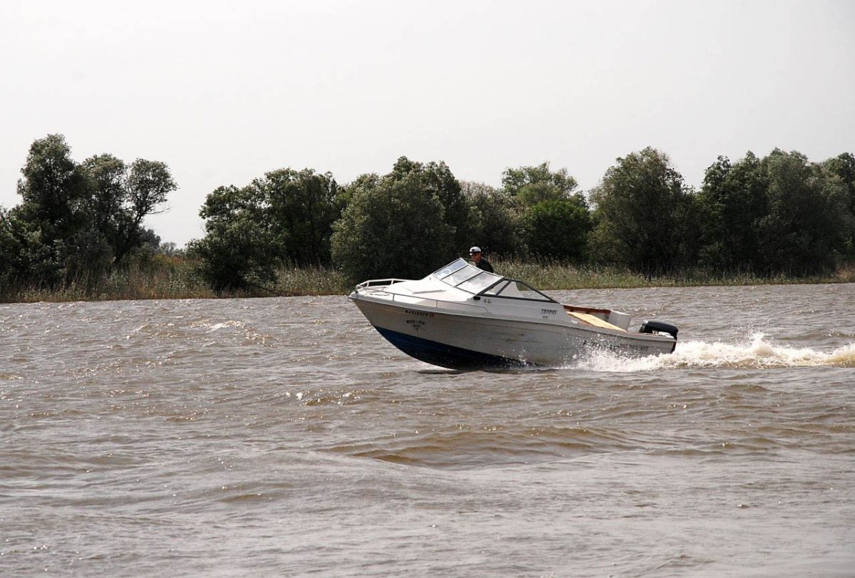 База Хуторок Астрахань официальный сайт