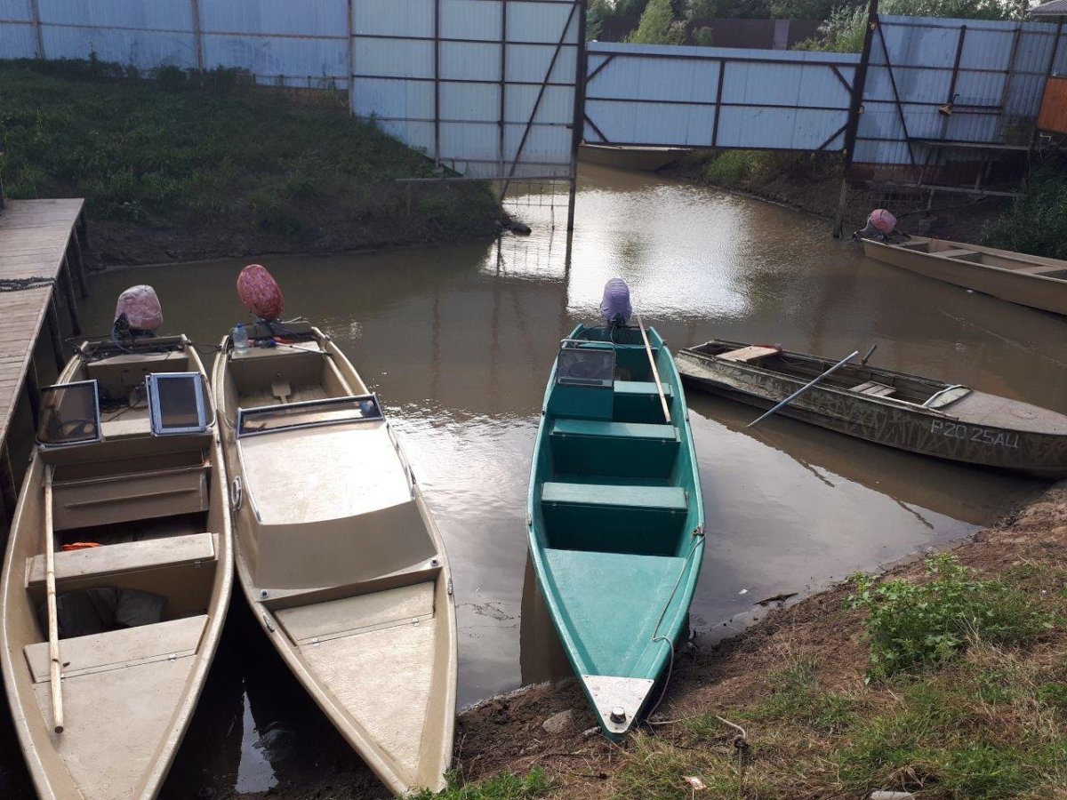 Лодка-бударка Delta