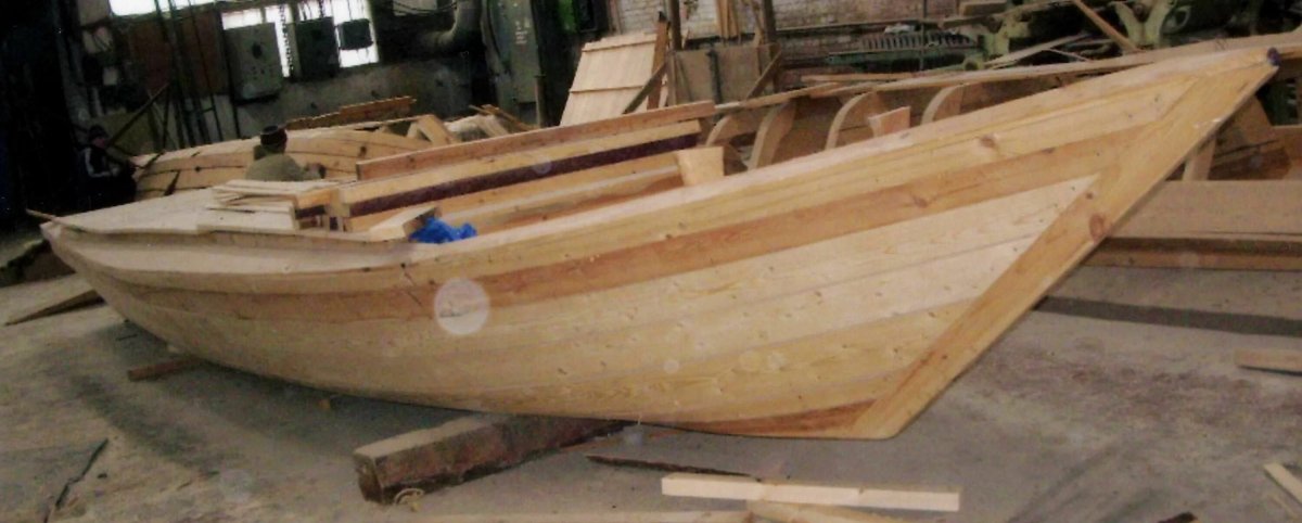 Лодка бударка Астраханка 900