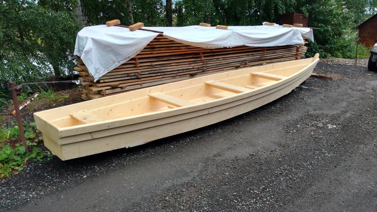 Лодка плоскодонка каноэ