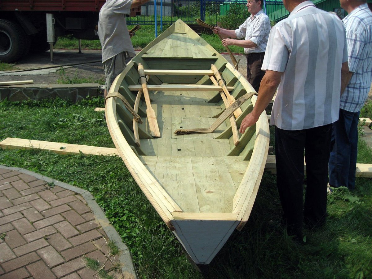 Карандаев лодка Великовражка