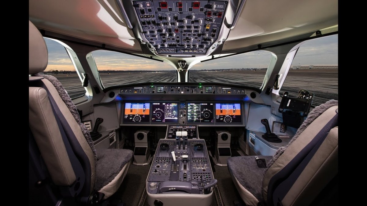 Airbus a220 кабина