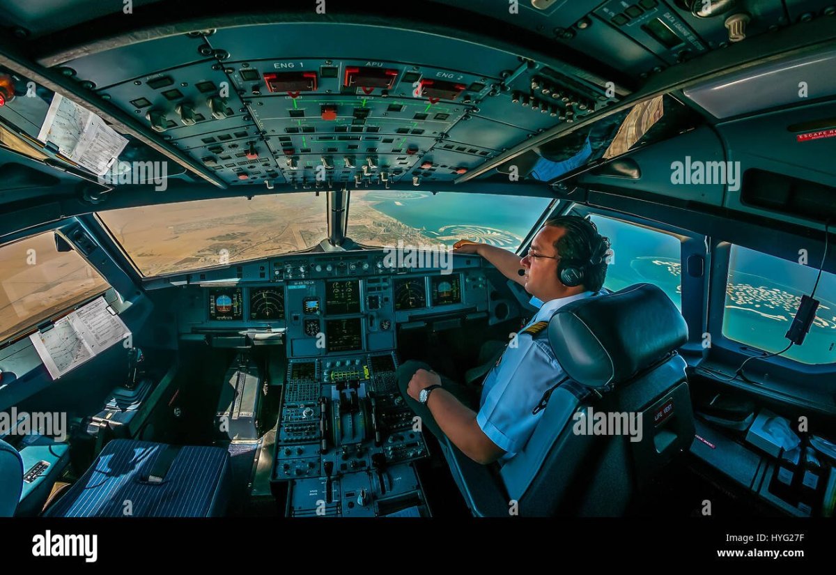 Кабина самолета